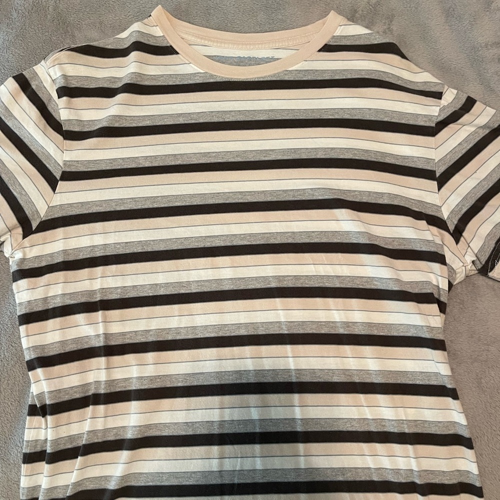 Men’s John Bartlett Striped Short Sleeve T-shirt Size: L